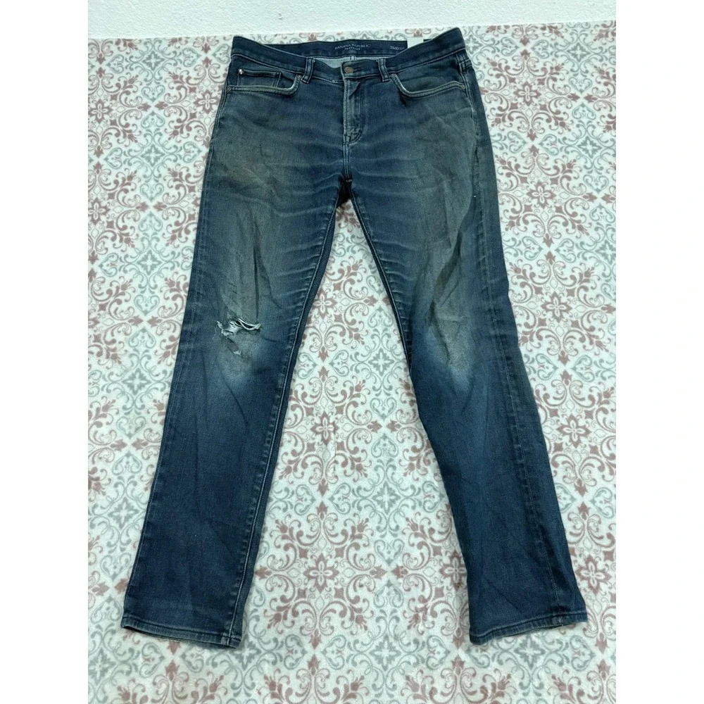 Banana Republic Traveler Slim Fit Jeans Mens 33x32 Dark Wash Distressed Denim